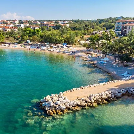Family-friendly With Swimming Pool Vantacici - Krk - 19252 * Malinska